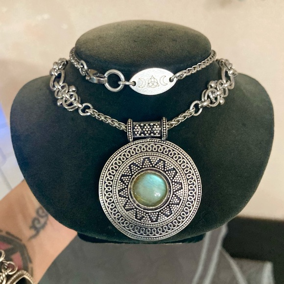 Flash iridescent labradorite gemstone boho round design double chain necklace - Picture 10 of 13